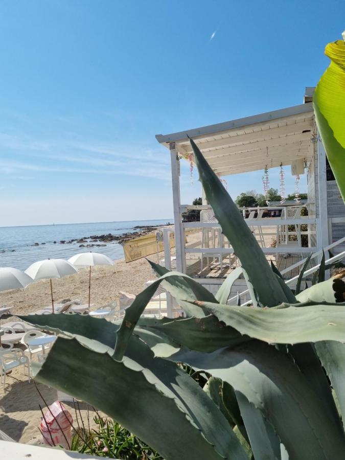 Апартаменты Sea View App Mirta Умаг Экстерьер фото
